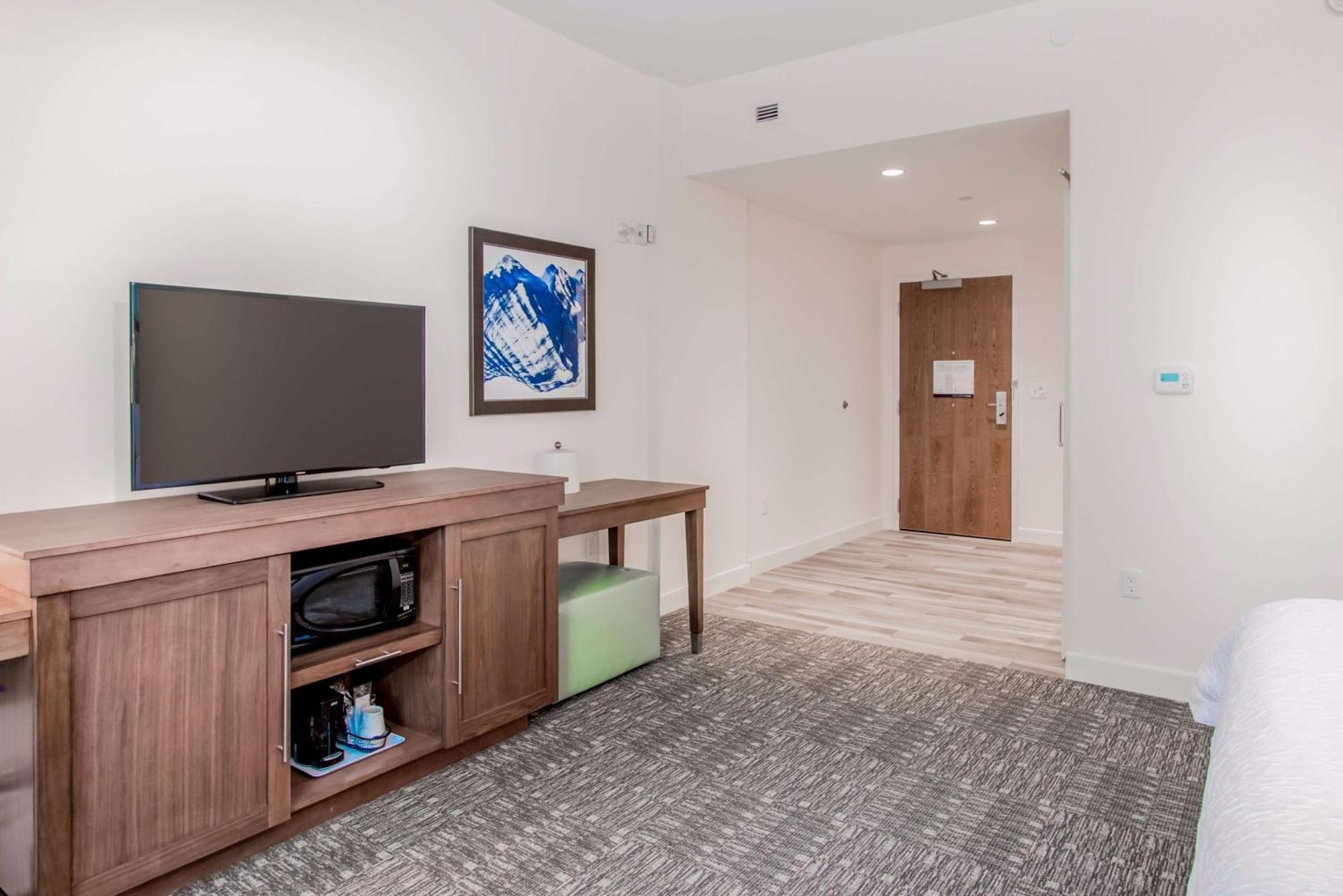 Hampton Inn & Suites Panama City Beach-Beachfront Экстерьер фото